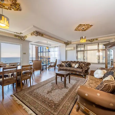 Lovely Flat With Sea View Near In Muratpasa Apartment